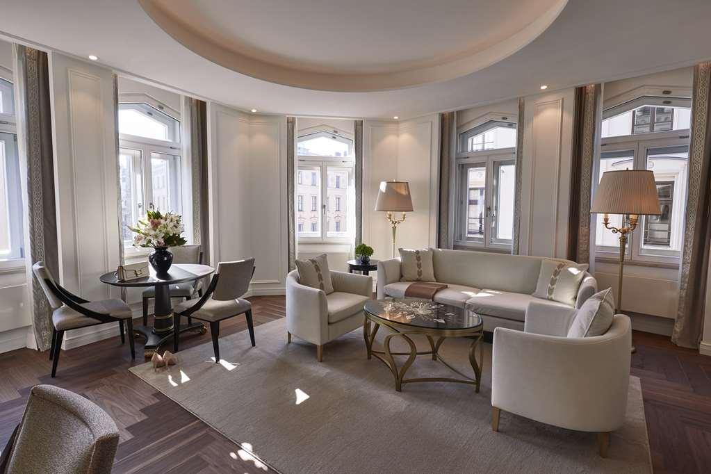 Vier Jahreszeiten Kempinski Hotel 5*